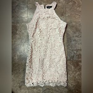 Lulus women’s size large embroidered mini skirt dress